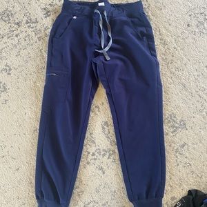Size small fig bottoms